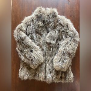 Vintage REAL fur coat. Racoon is my best guess! No tags
